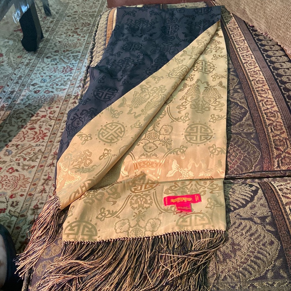 Shanghai Tang silk two side scarf